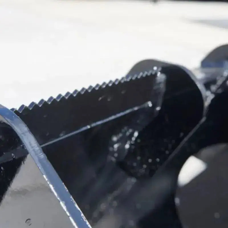 Efficiently manage vegetation with confidence using Blue Diamond's Heavy Duty Brush Cutter. Blue Diamond Blue Diamond