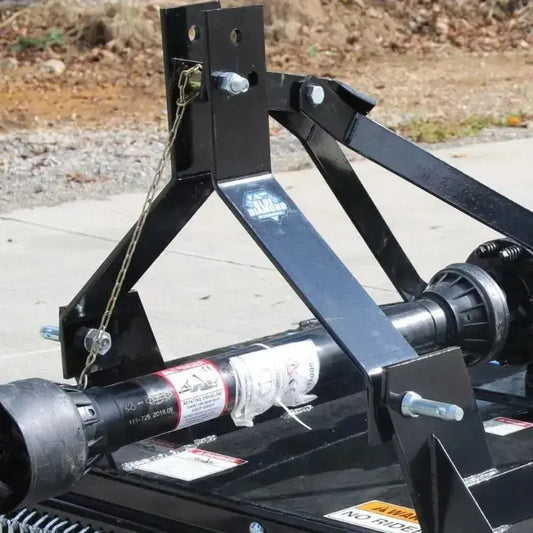 Close-up of the Heavy Duty Round Back Cutter showcasing Blue Diamond's durability and precision in a distinctive image. Blue Diamond Blue Diamond