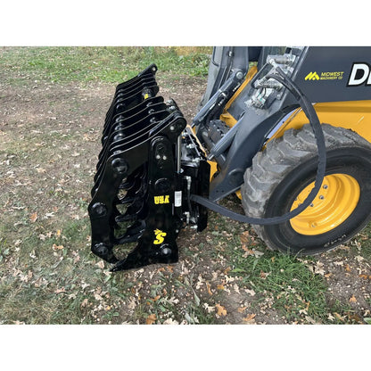 HeavyEquipTech CG Clam Grapple - Durable and Efficient Attachment for Skid Steers, Ensuring Precision Material Handling. 7