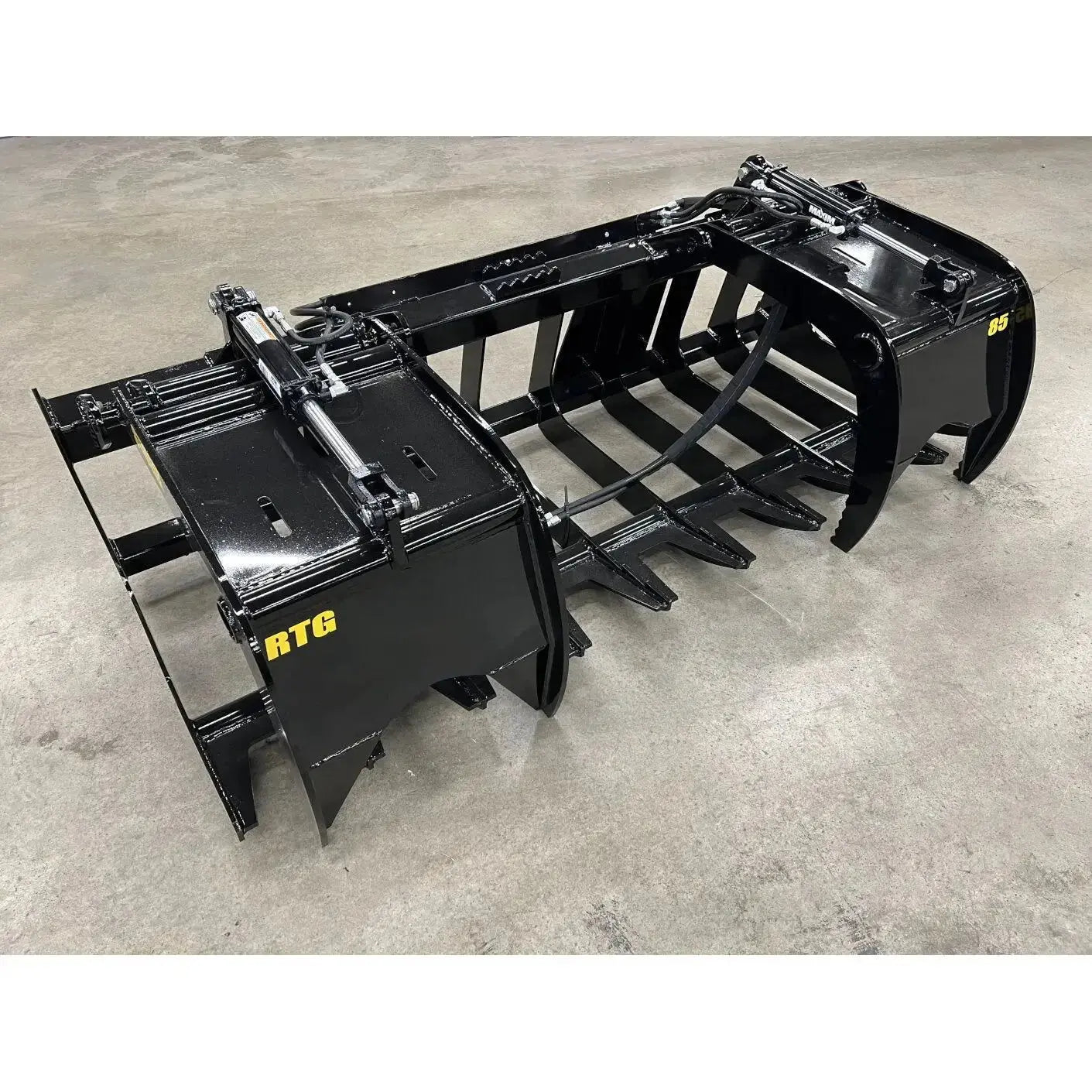 HeavyEquipTech RTG Root Grapple in Action - Precision Land Management for Skid Steers Stinger Attachments Stinger Attachments