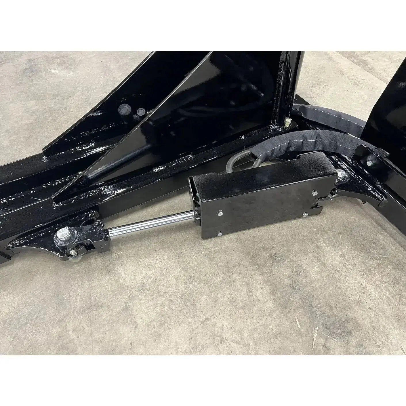 Explore Precision Tree Removal with STP-34 Tree Puller - Top-Notch Quality Stinger Attachments Stinger Attachments