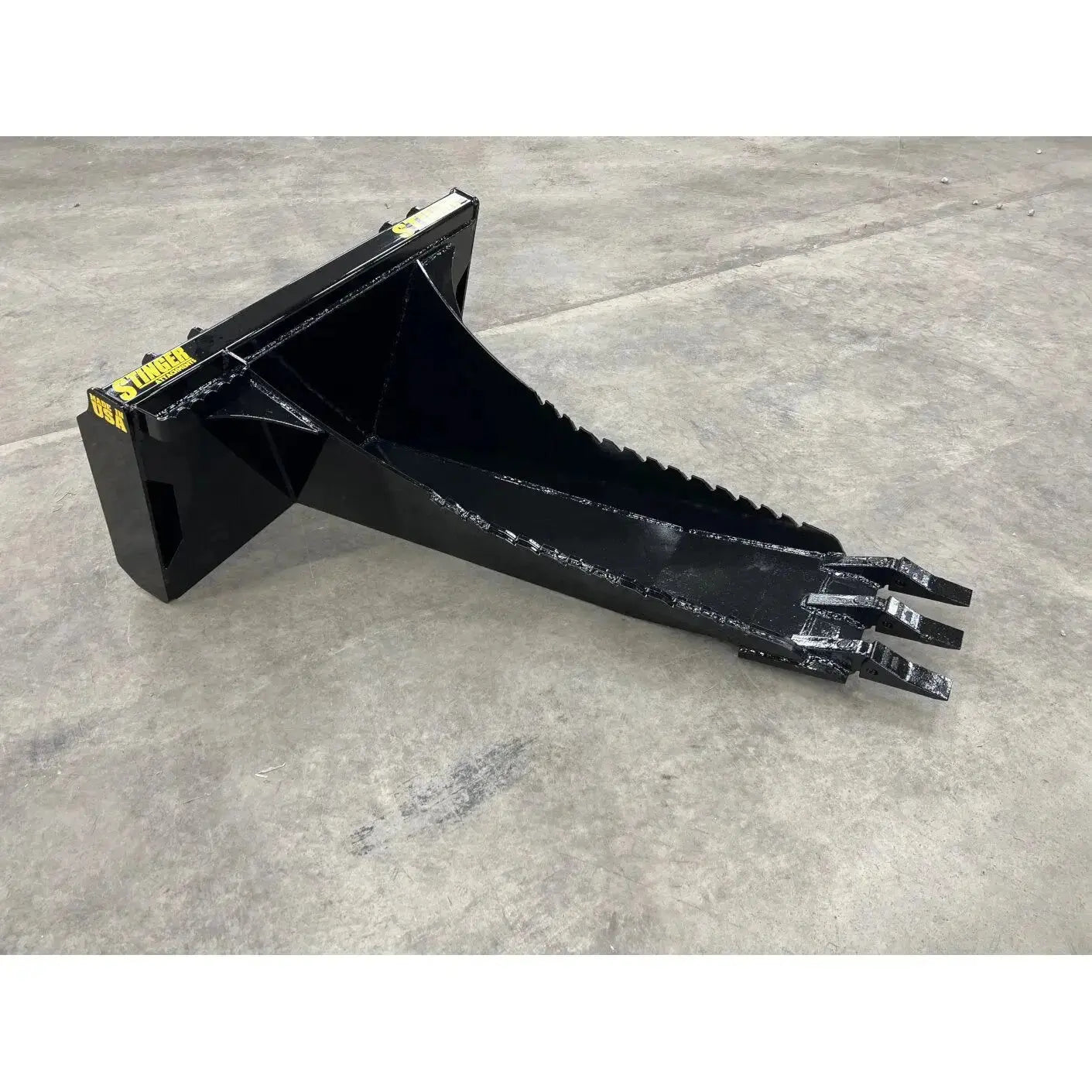 Durable and Versatile STB Skid Steer Stump Bucket - Superior Land Management Stinger Attachments Stinger Attachments