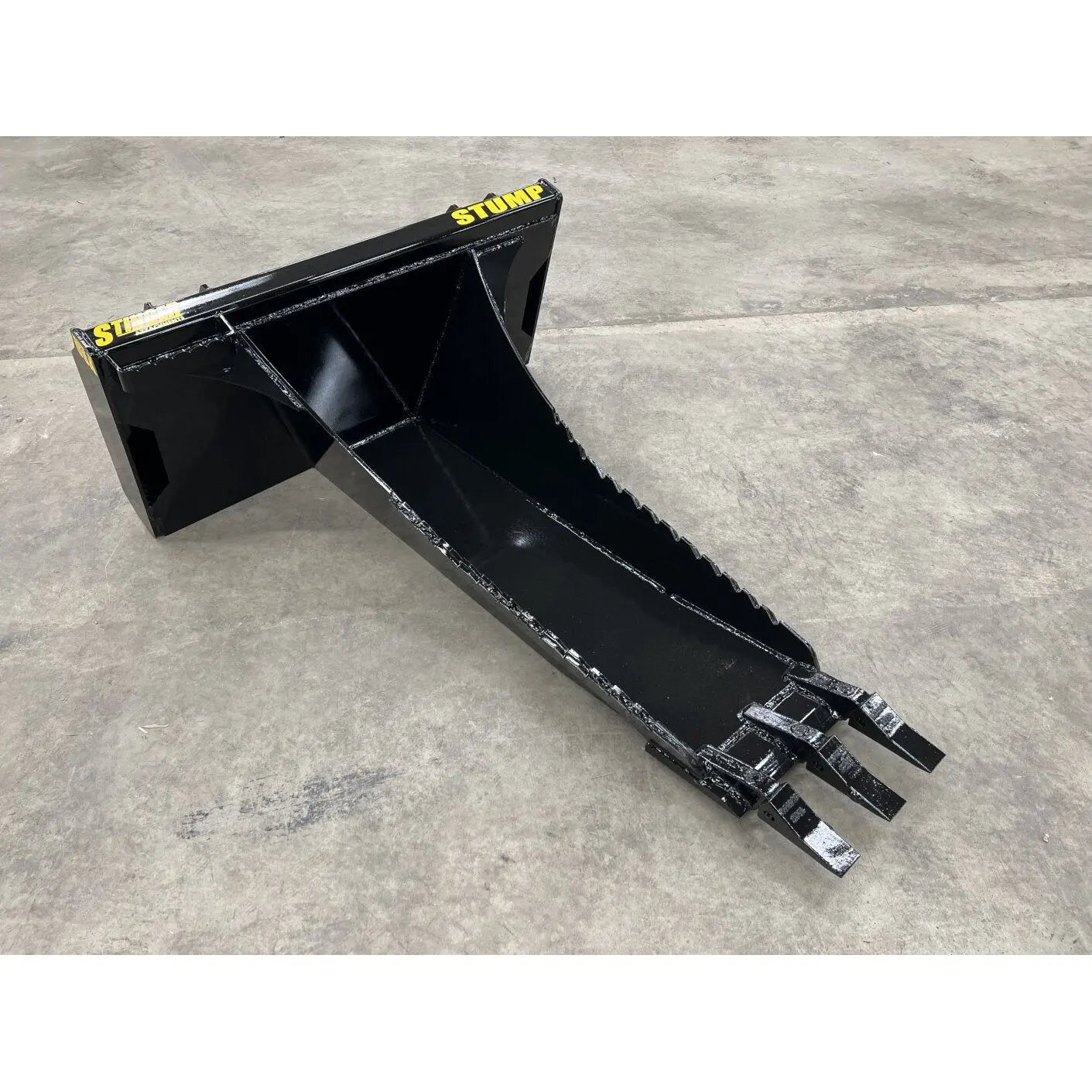 Versatile STB Stump Bucket - Top-Quality Attachment for Skid Steers