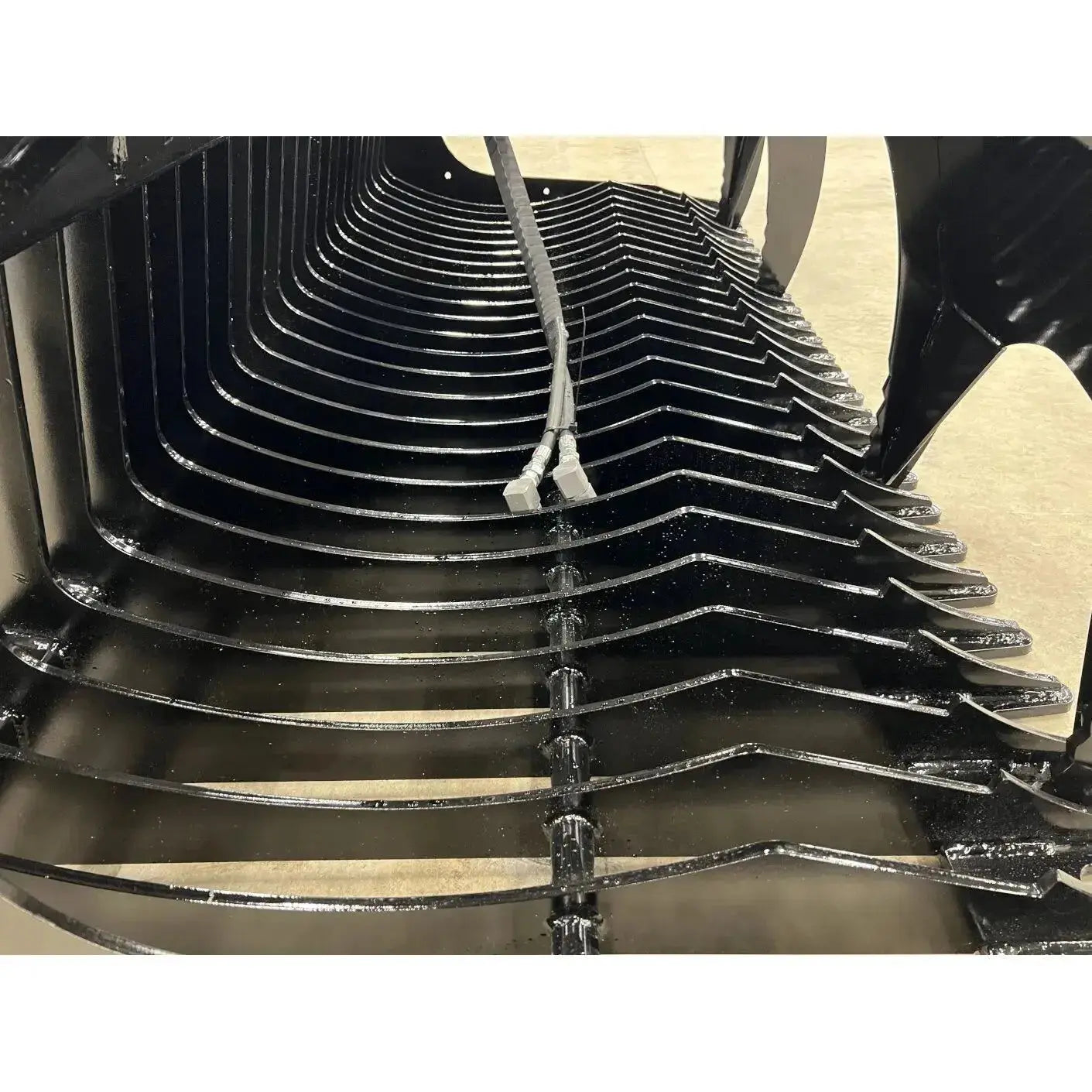 Skid Steer Rock Grapple Bucket (RG) Stinger Attachments