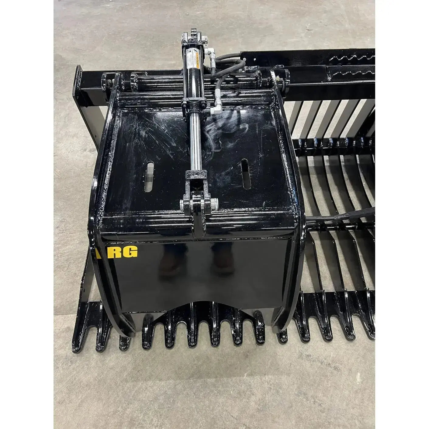 Skid Steer Rock Grapple Bucket (RG) Stinger Attachments