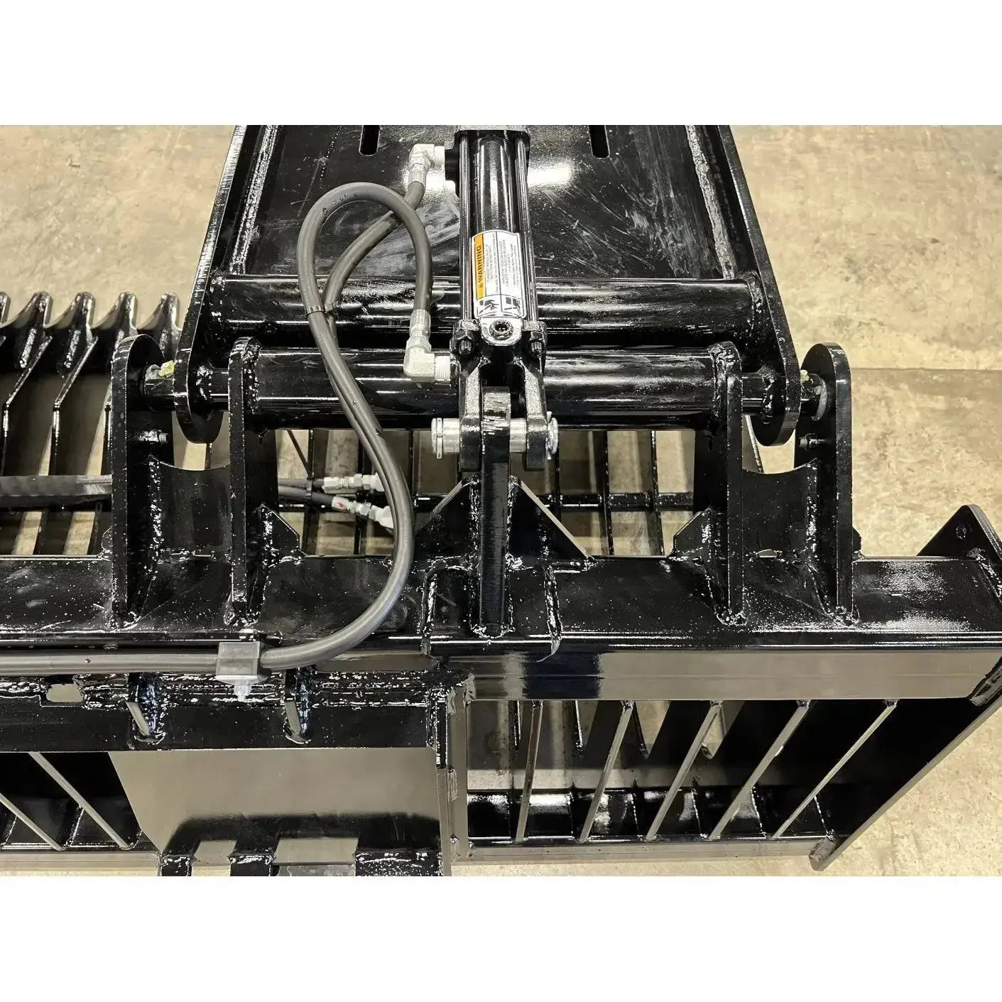 Skid Steer Rock Grapple Bucket (RG) Stinger Attachments