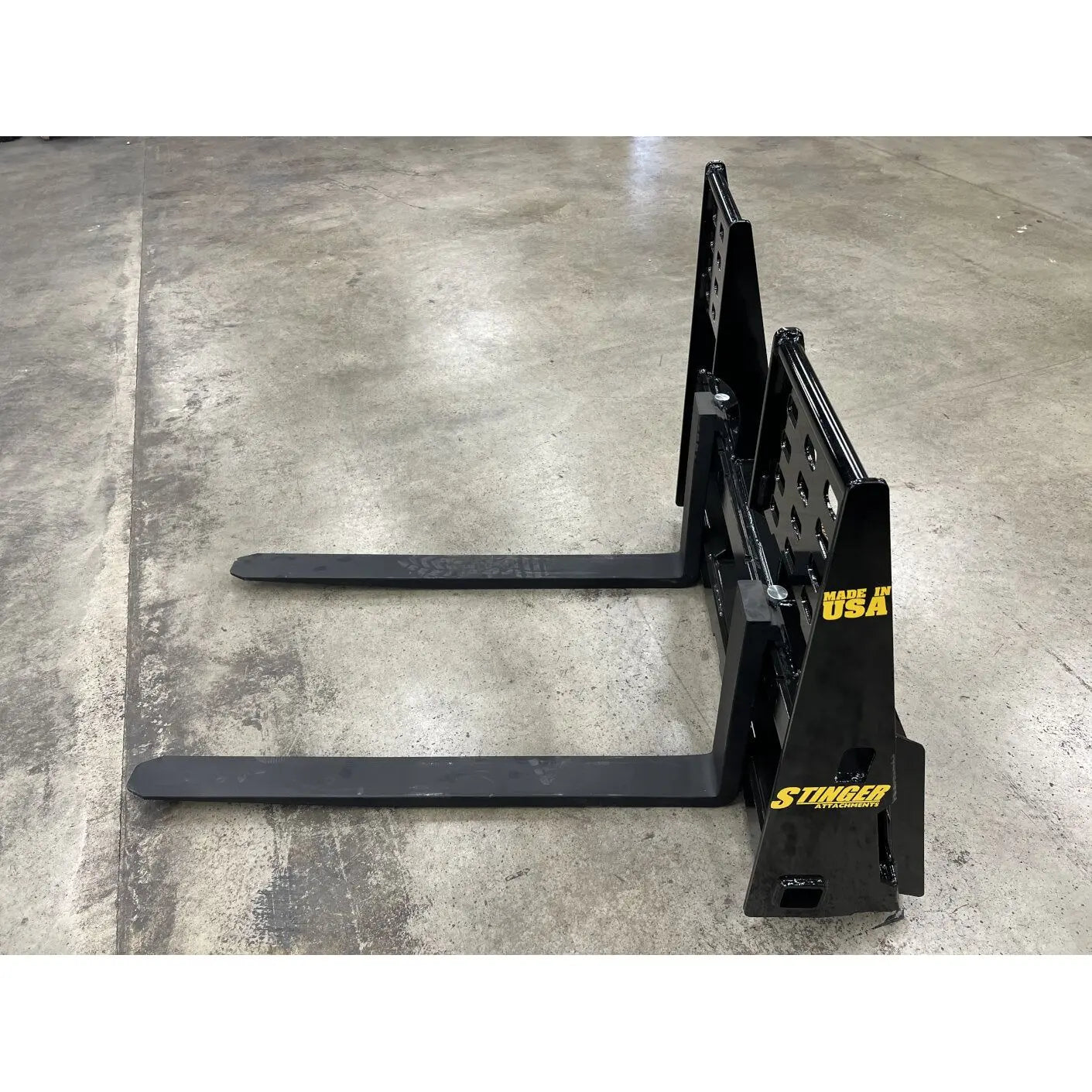 Efficient Material Handling - Pallet Forks Attachment