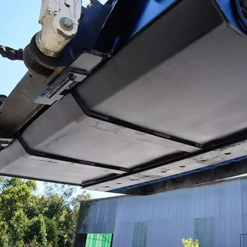 Series 2 Pickup Broom by Blue Diamond, a high-capacity attachment designed for reliable and efficient debris clearing. Blue Diamond