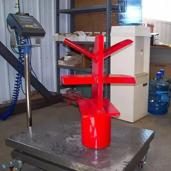 TM Pro 2 24" stroke model in action, featuring a 4" cylinder for quick cycle times, ideal for efficient splitting of smaller logs. TM Manufacturing TM Manufacturing