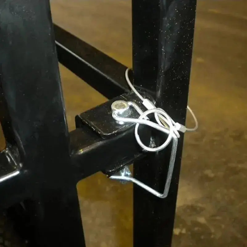 Explore the versatility of Blue Diamond's Telehandler Work Platform for a range of elevated tasks. Blue Diamond Blue Diamond