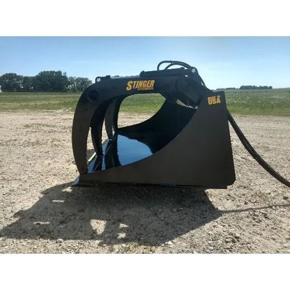 Efficient Construction Handling - DG Demolition Grapple by HeavyEquipTech" "Experience Precision with HeavyEquipTech's DG Grapple Bucket - Ideal for Construction Tasks