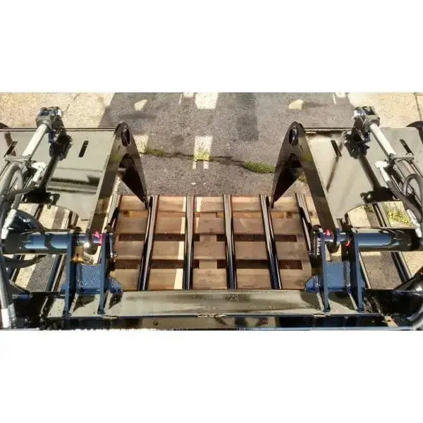 HeavyEquipTech MTG Grapple Bucket - Elevate Agricultural Productivity with this Robust Attachment Stinger Attachments