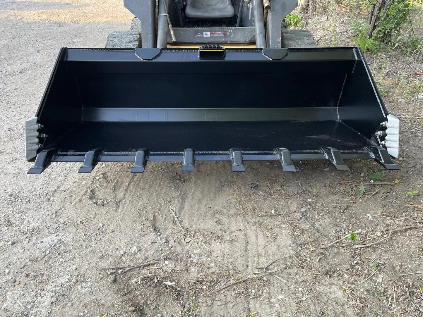 Heavy Duty Skid-Steer Buckets - HeavyEquipTech